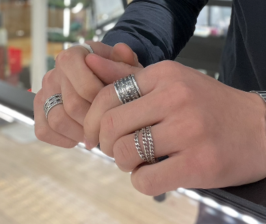 SERENITY RING OXIDICED