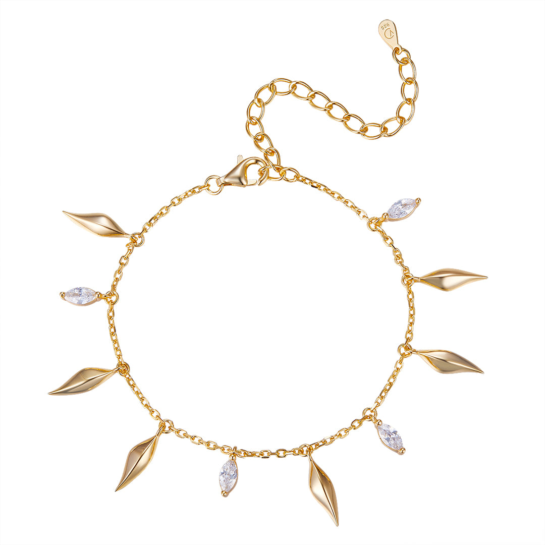 Cape of feathers divine armband - gull - íslensk skartgripahönnun