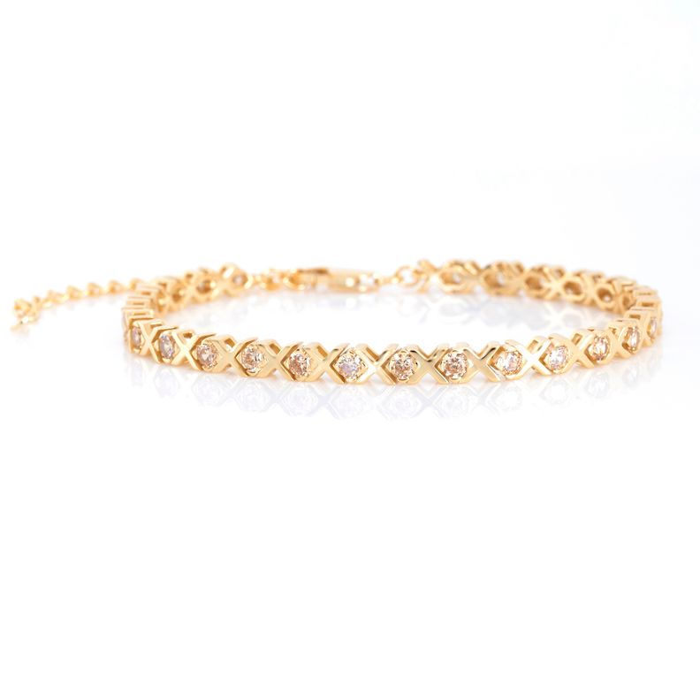 XO  ARMBAND