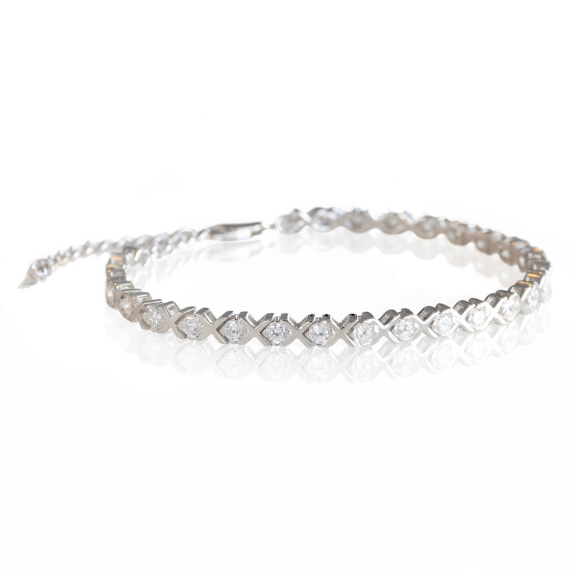 XO  ARMBAND
